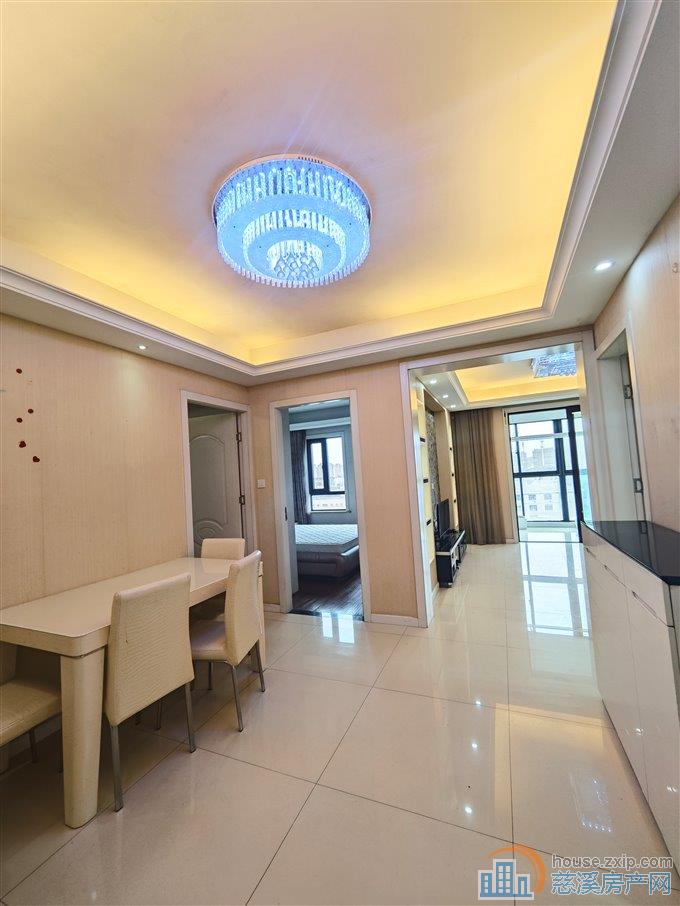 宗汉柏顿嘉园电梯房带车位精装直接钥匙在