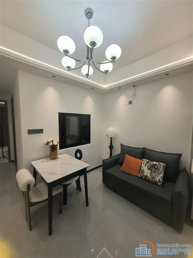 丽晶大厦 精装 拎包入住