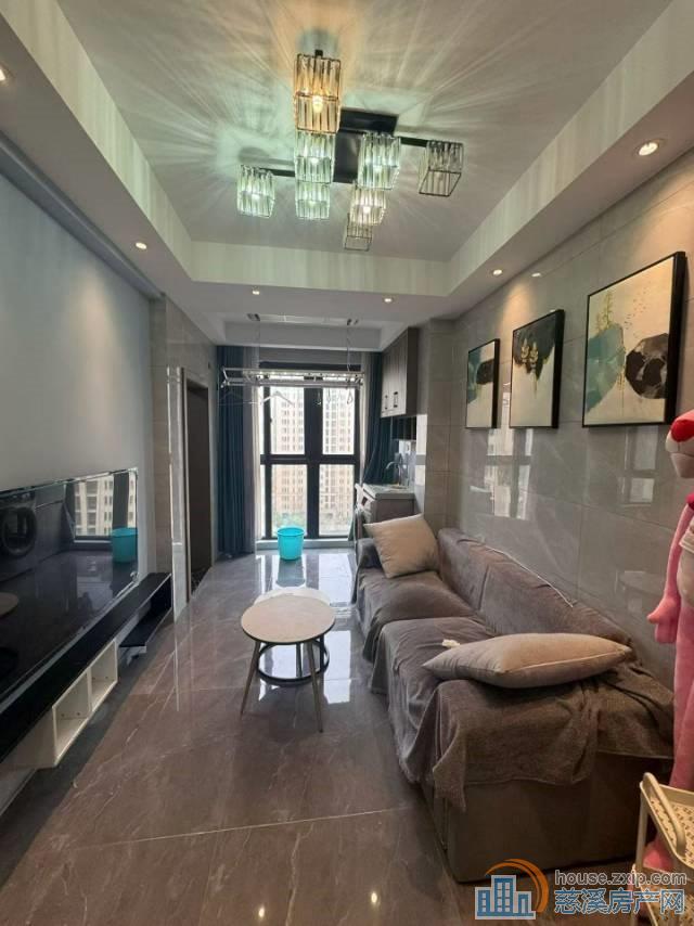 急新潮塘南北通全屋定制有地暖满2年