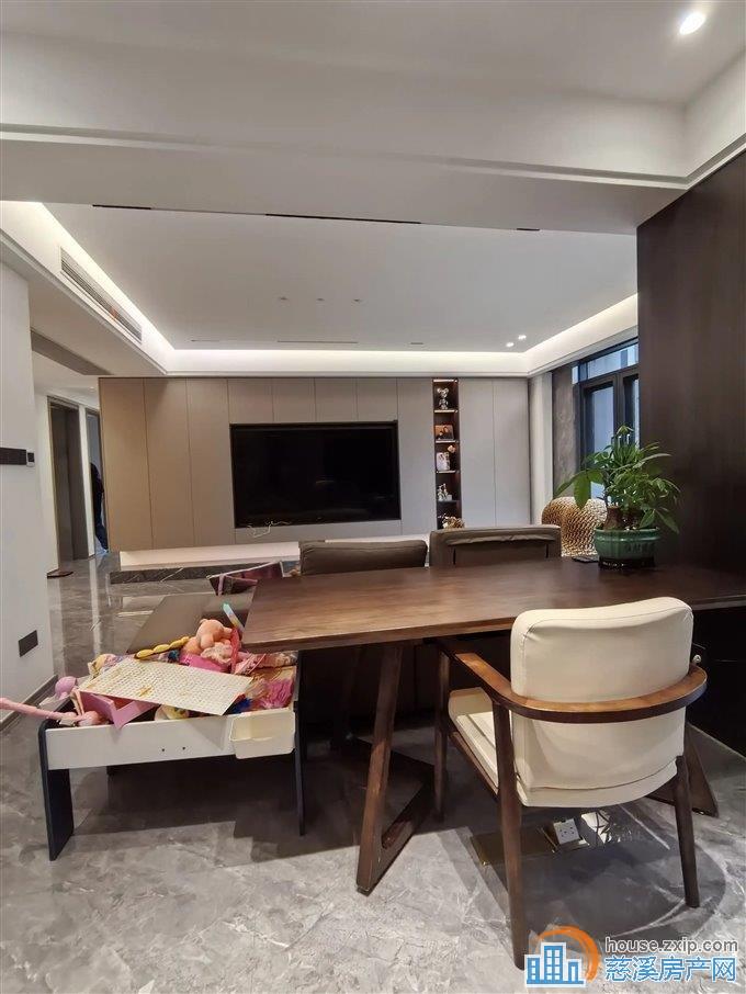 明月河畔 湖樾云著 豪华装修 全屋地暖