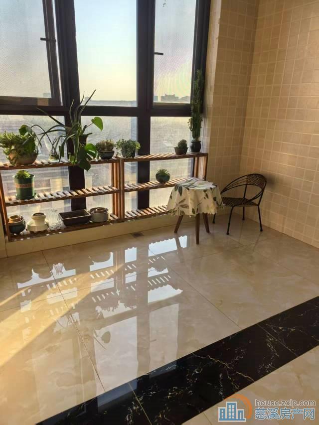 周巷壹鼎院电梯房99.4平精装105万