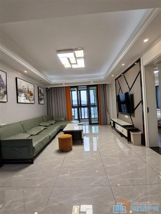 复地御溪雅苑 精装保养好 中间楼层