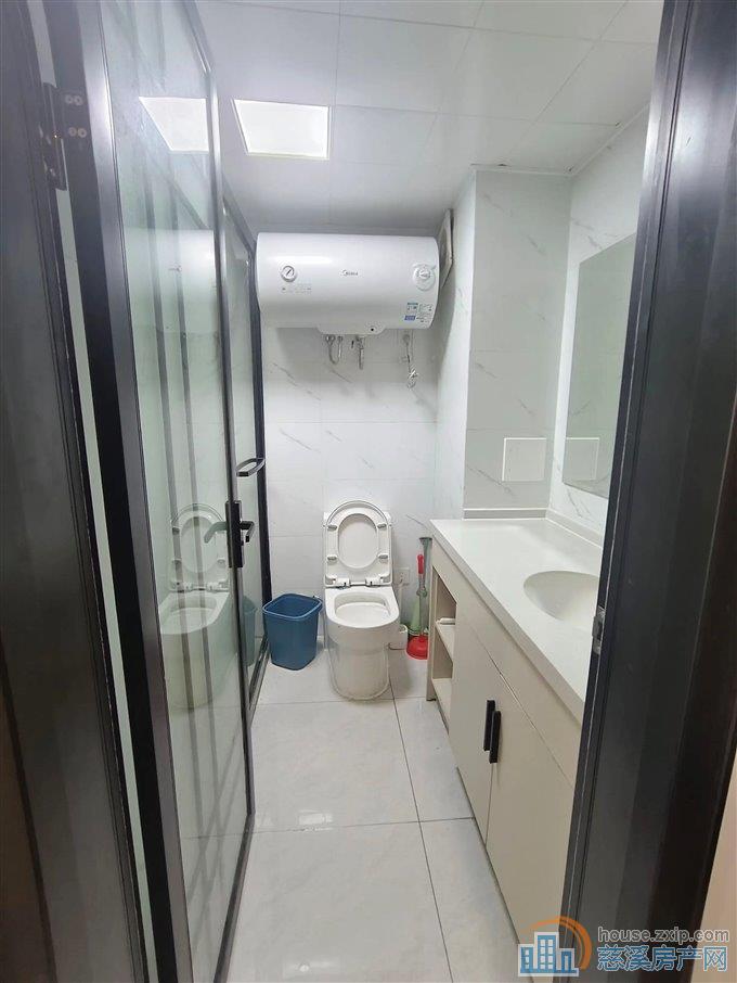 广宇大厦   精装  拎包入住