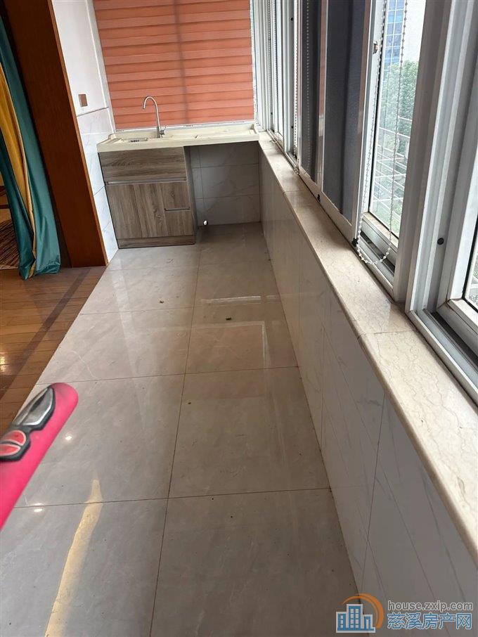 阳光公寓(慈溪市)   精装拎包入住