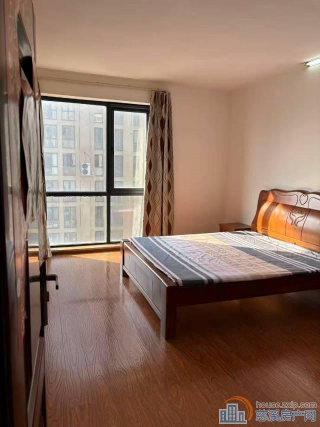 界牌新村143平3室2厅2卫➕车位一只