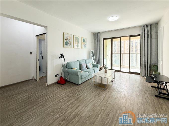 悦华府 精装 拎包入住