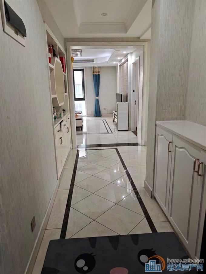 界牌新村138平 车位 储物间 可读文锦