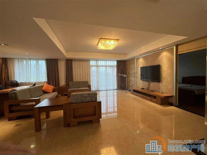 梵石花园195平181万婚装送双车位