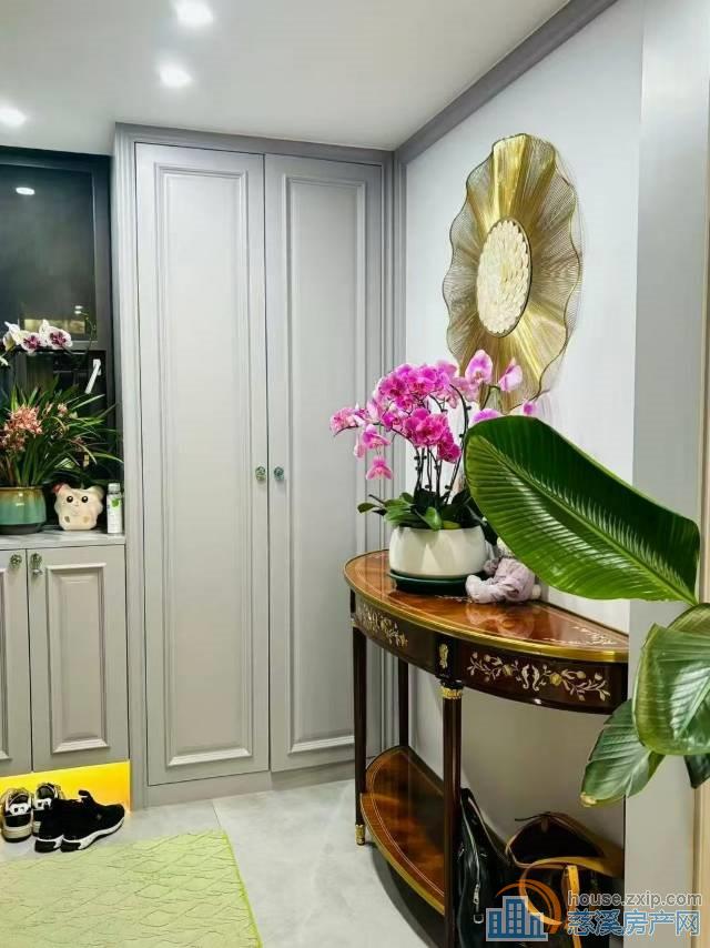 锦尚府上叠边套带双车位豪装满2年