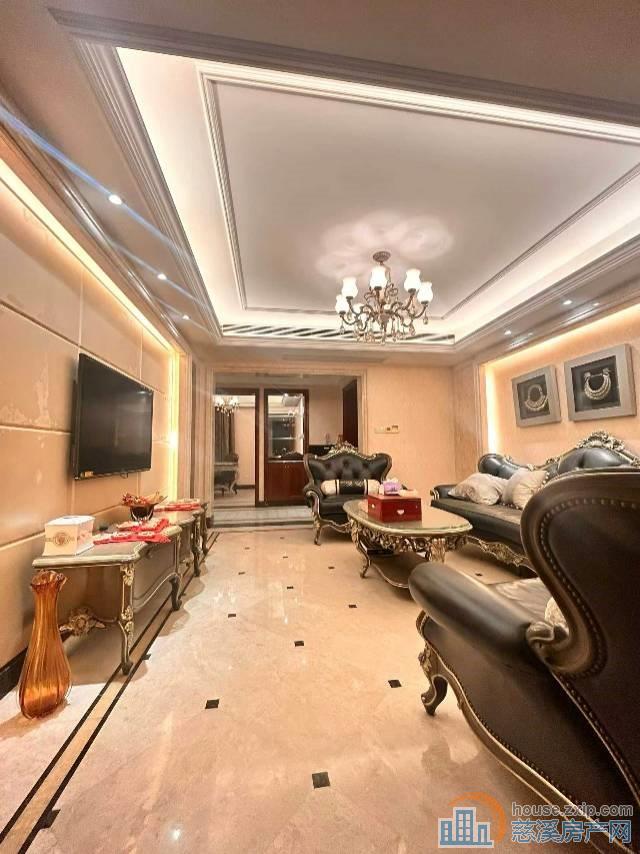 慈园豪装171平+100多平大露台+车位