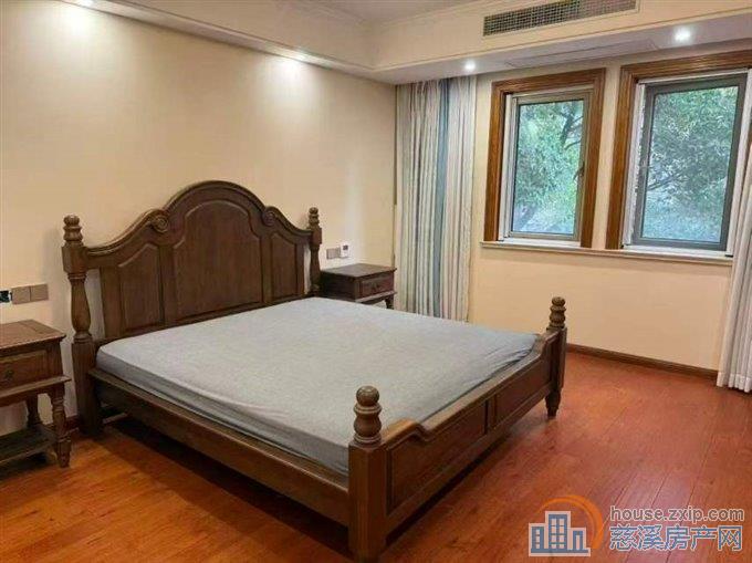 太子湾精装3室2厅2卫首次出租带车位