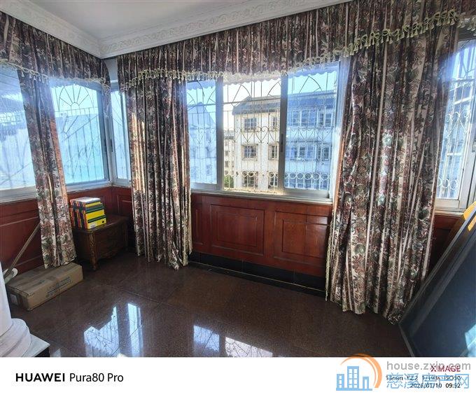 吉祥新村三区137平95万单价6出头