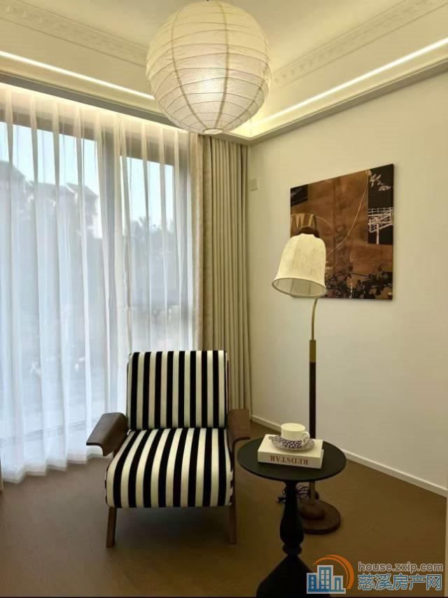 蔚蓝云图法式奶油风85平豪装110.6万