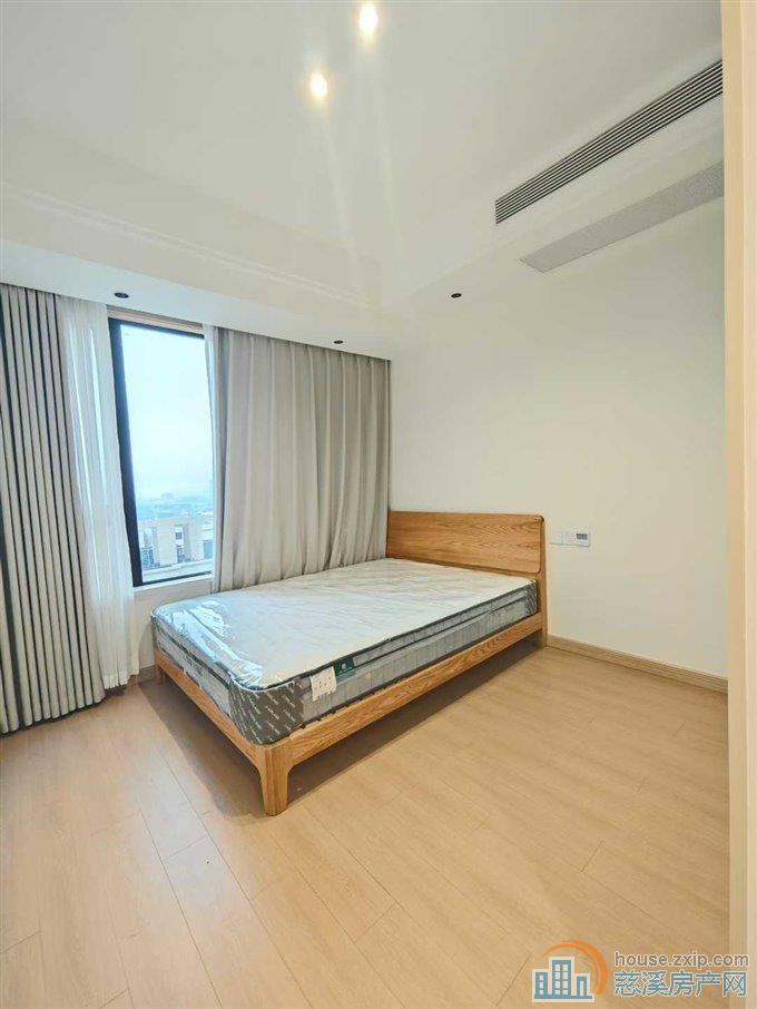 欢乐颂中高楼层3室2卫精装修直接钥匙在