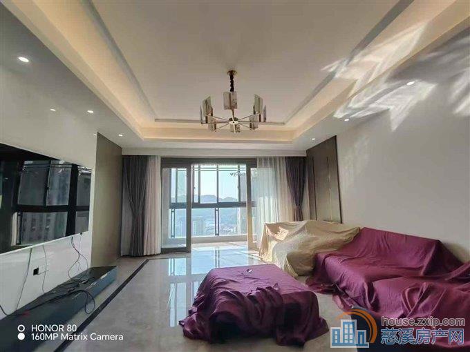 复地一期全屋地暖3室3卫加书房带车位