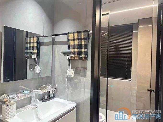 观湖佳苑豪华装修带车位储藏间直接钥匙在