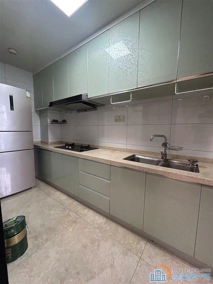 特价出租花样年悦城3房2卫