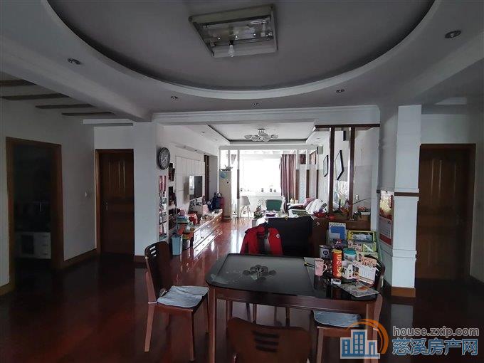 旦山花园万基区