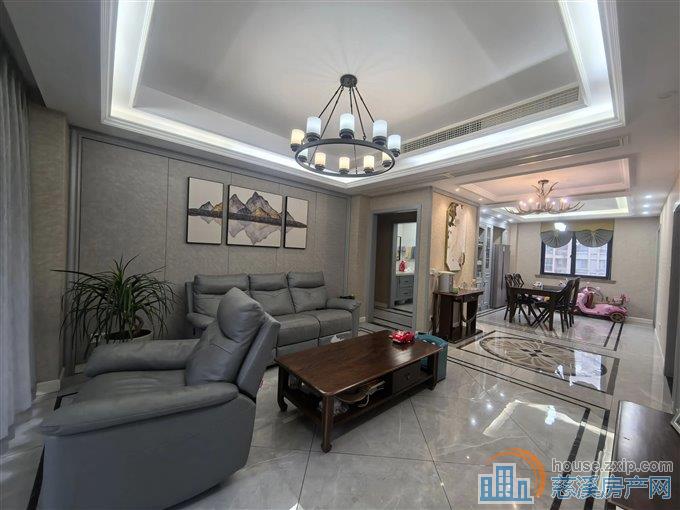 新潮塘南苑 162平 182万 精装修