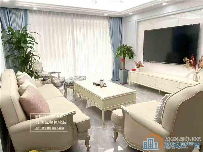 珑玥府143平方精装带车位252万