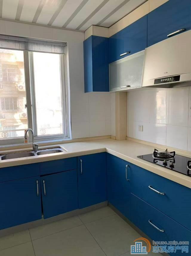 彩虹家园 二室 2100元