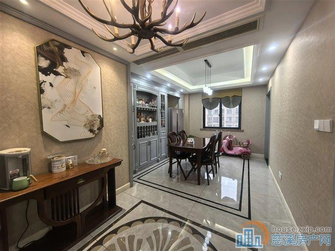 新潮塘南苑 162平 182万 精装修