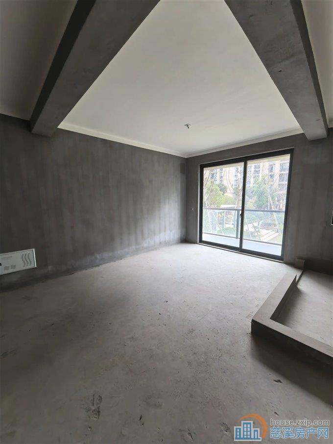 溪上旦山府176平,350万LW位置