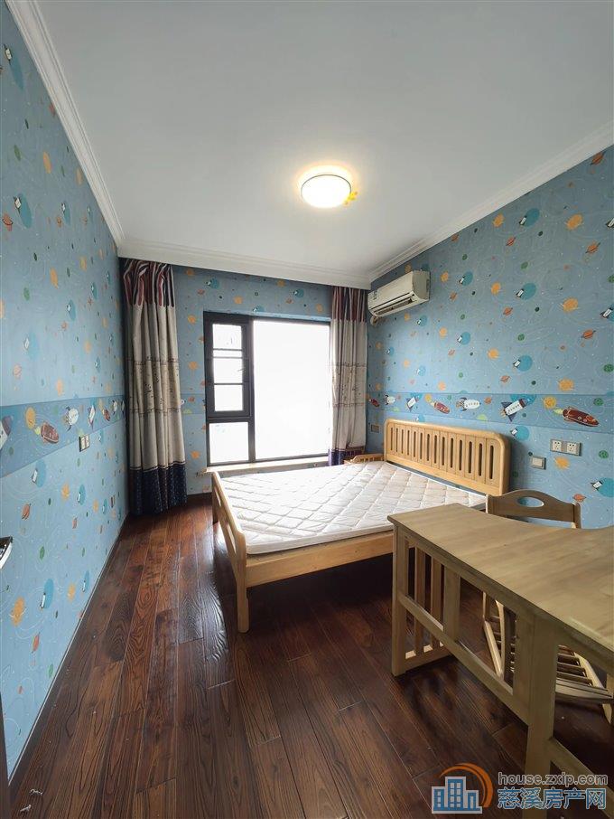 金地鸿悦 精装 楼层好 有车位