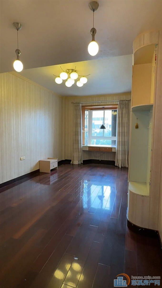 欧景苑 精装洋房152平方125万