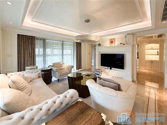 绿城玫瑰园 豪装 双车位 好楼层