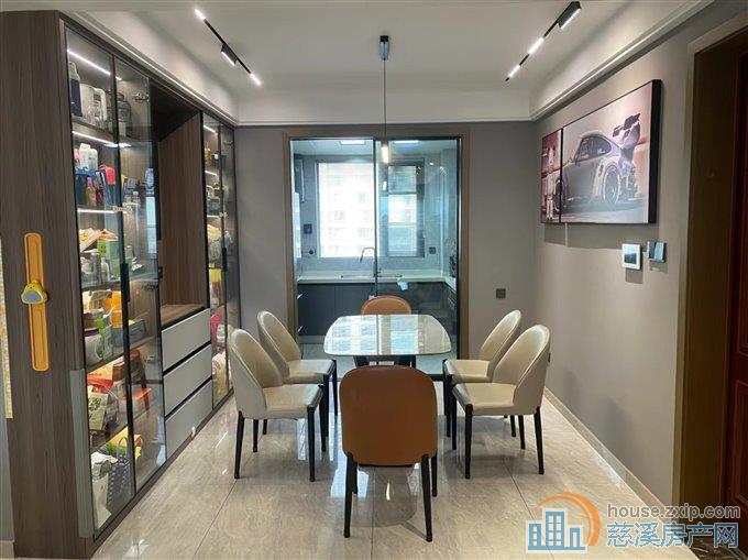 悦华府豪装70万带车位 黄金楼层 浙师大