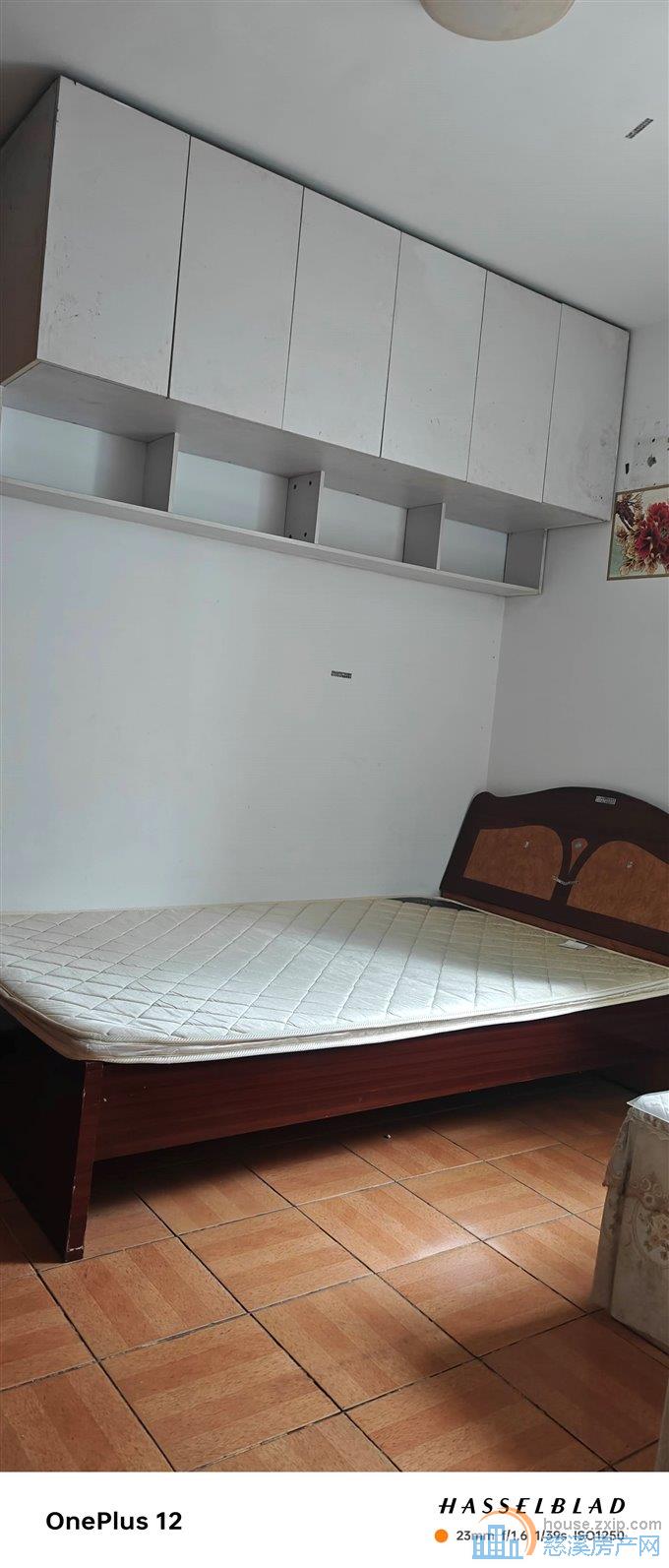 孙塘3楼3室一厅1卫1200月直接