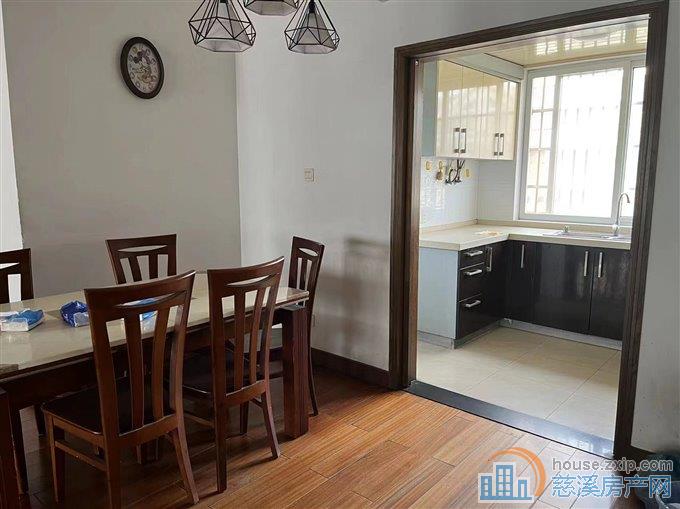 急卖 中兴小区154平方130万低总价