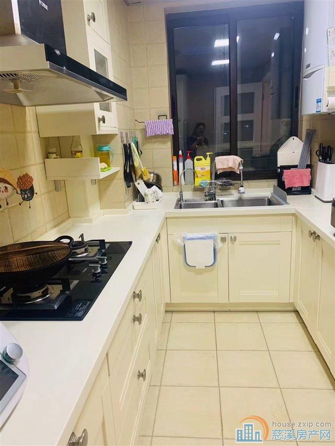 特特价出租方太美域花苑143平方