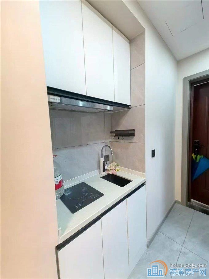 新潮塘北苑33平豪装文锦可读65.8万