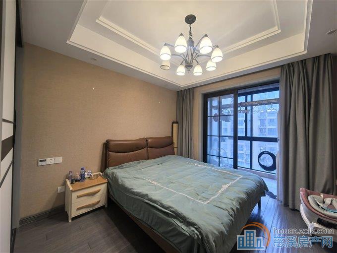 新潮塘南苑 162平 182万 精装修