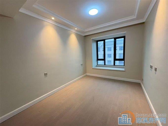 中海湖心半岛洋房143平方328万直接