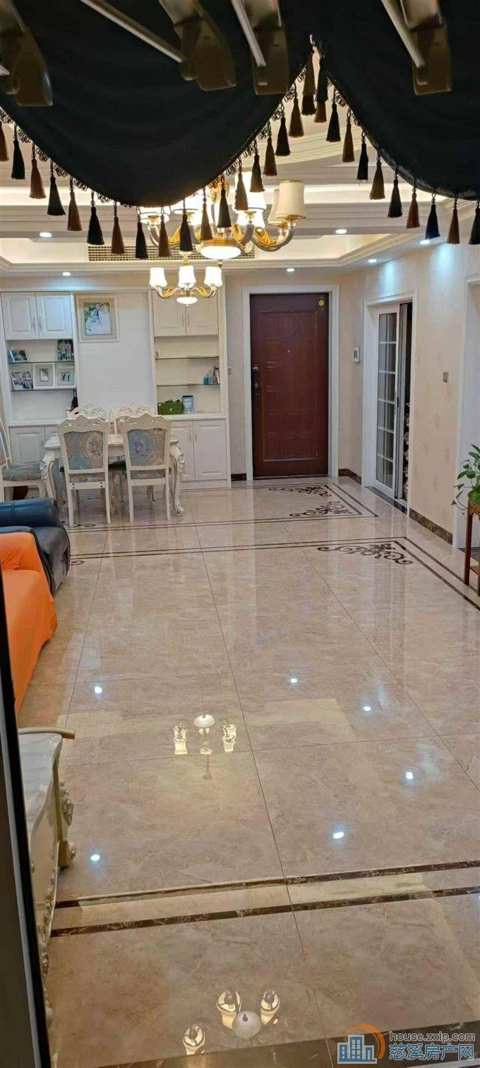 保利一期君悦湾135.8平精135.8万