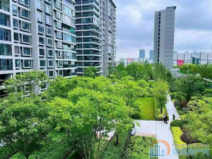 江山云望豪装170平方有地暖