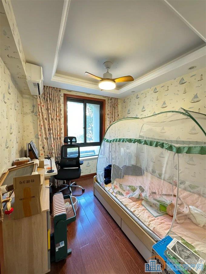 城市桃源90平96.8万精装修电梯洋房