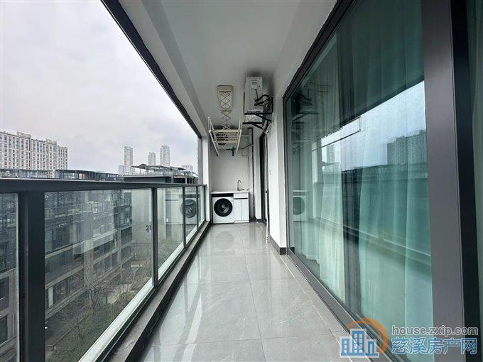 卓越湖樾云著花苑