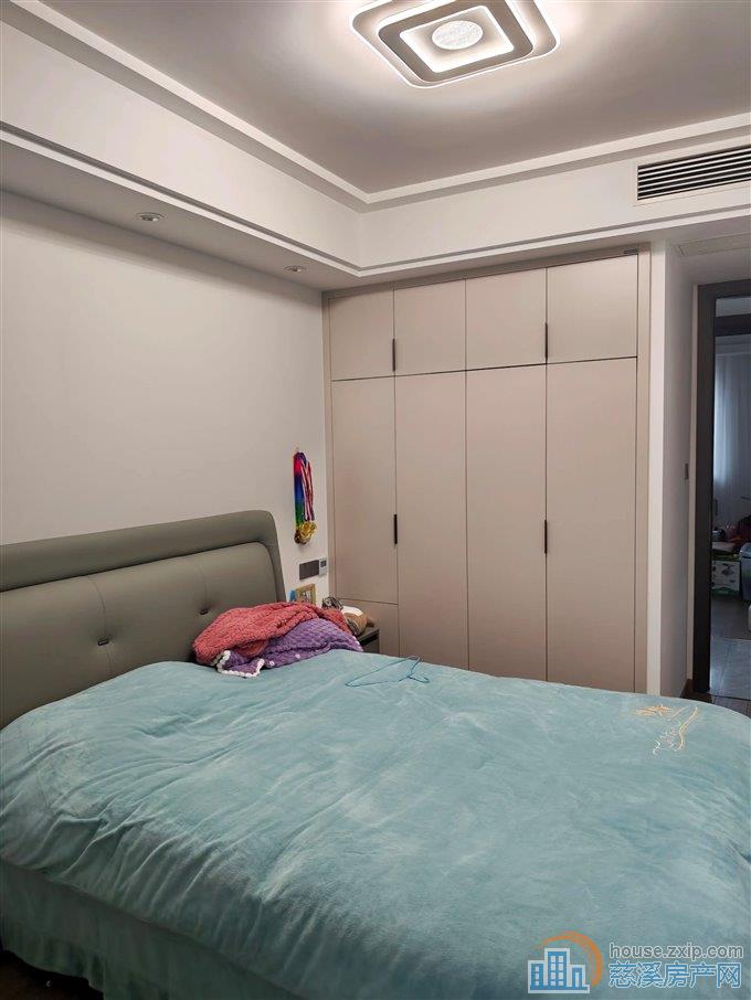 中海湖心半岛 精装 带大露台 明月书院