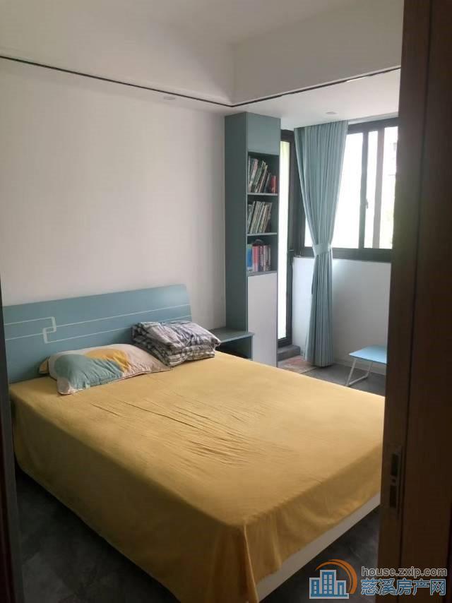 相士地南苑洋房100平新装修带车位2室