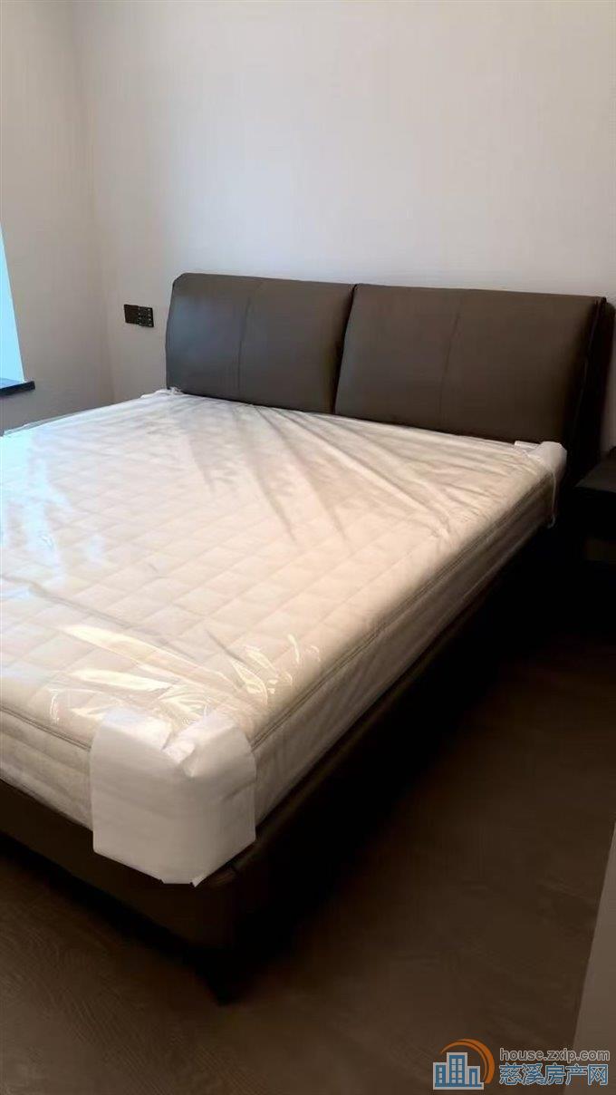 江山云望135平四室中央空调带地暖车位