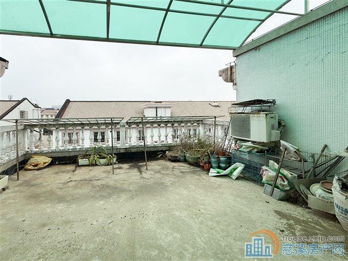 白云公寓161平128万带阁楼露台