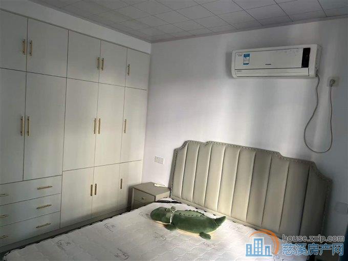 水门路2室2200元,看房方便