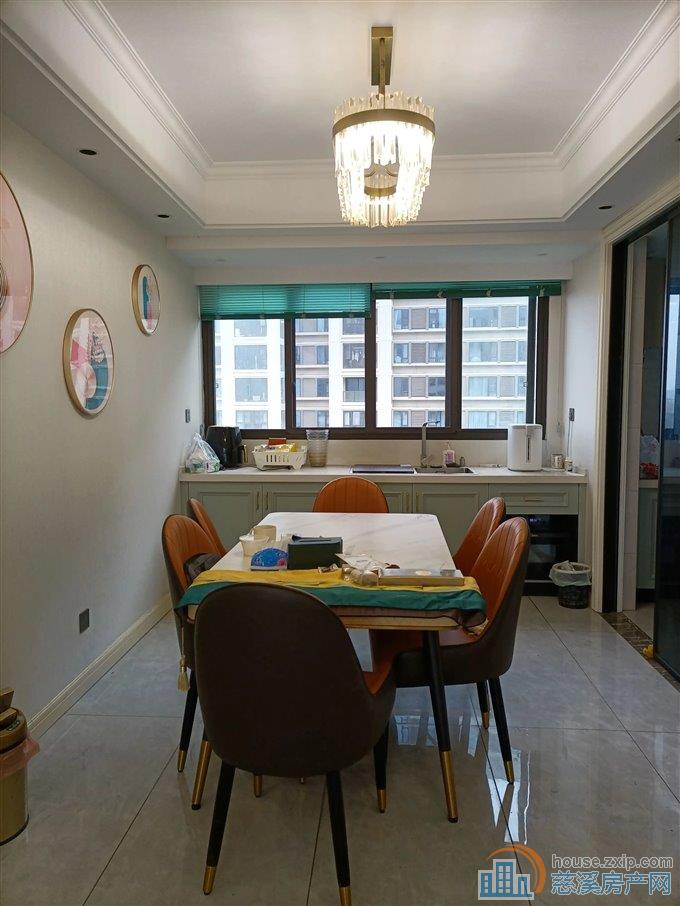 泊江府 精装洋房125平方236万中上层