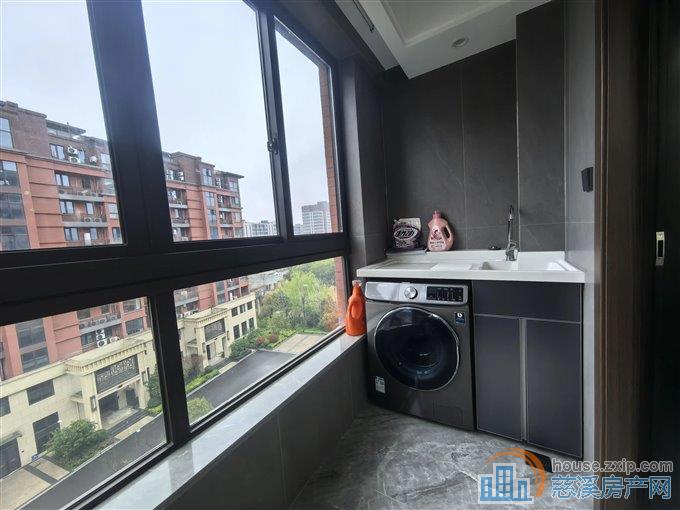 科创紫荆府 精装 92平方159.6万