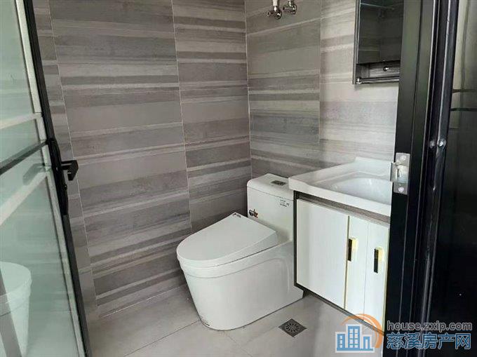 界牌新村52平朝南一室一厅一卫一厨精装