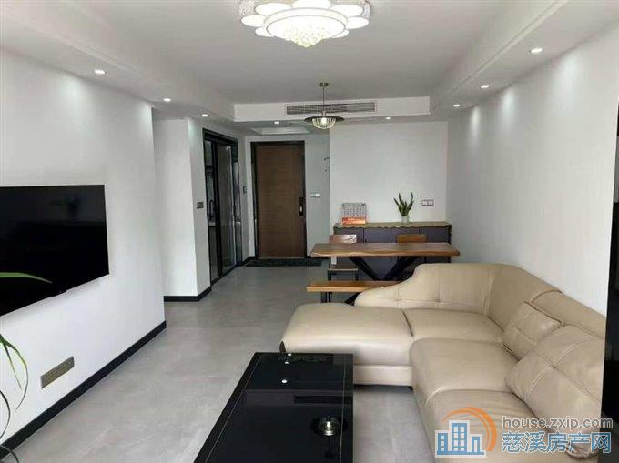 中海湖心半岛3室两厅